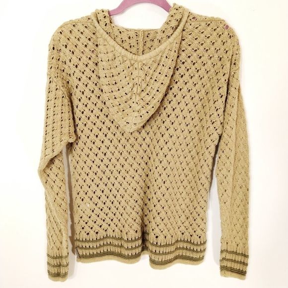 Woolrich Woman's Tan Crochet Hoodie Chic Cozy M - Picture 4 of 8